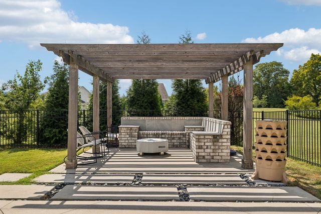 2524 Whitlock Trl, Nolensville, TN 37135
