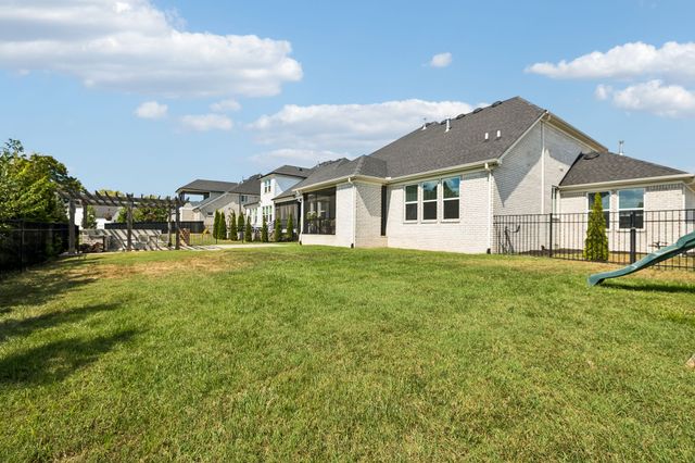 2524 Whitlock Trl, Nolensville, TN 37135