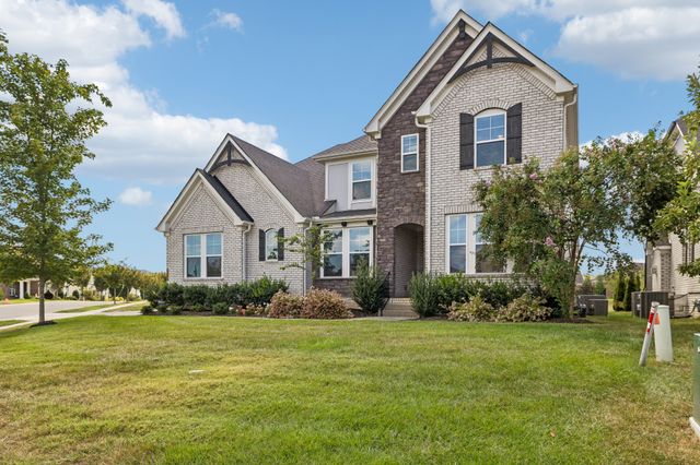2524 Whitlock Trl, Nolensville, TN 37135