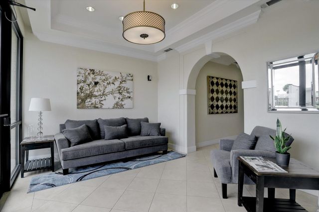 2120 Kipling Street 304, Houston, TX 77098