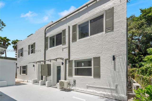 769 NW 10th St 1, Miami, FL 33136