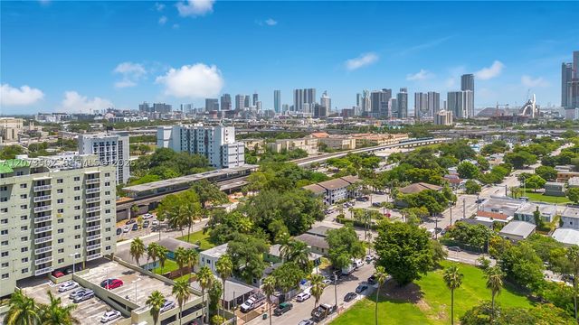 769 NW 10th St 1, Miami, FL 33136