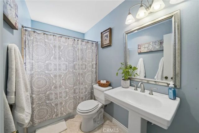 15951 Saint Timothy, Apple Valley, CA 92307