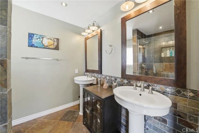 15951 Saint Timothy, Apple Valley, CA 92307