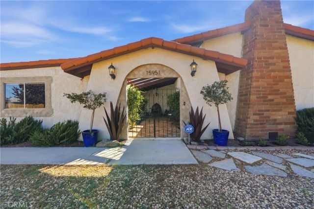 15951 Saint Timothy, Apple Valley, CA 92307