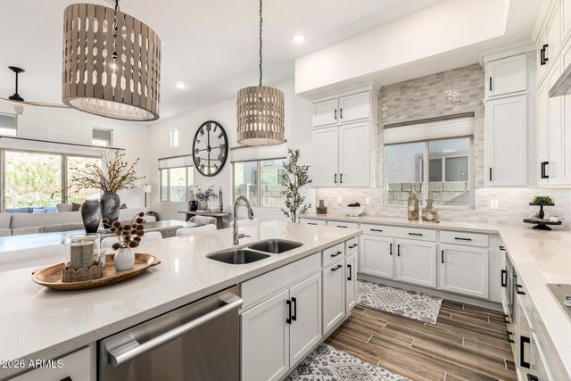 21422 W MEADOWBROOK Avenue, Buckeye, AZ 85396