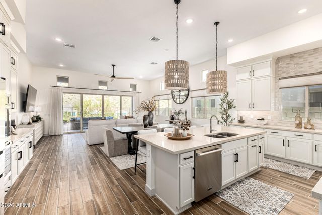 21422 W MEADOWBROOK Avenue, Buckeye, AZ 85396