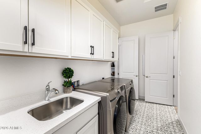 21422 W MEADOWBROOK Avenue, Buckeye, AZ 85396