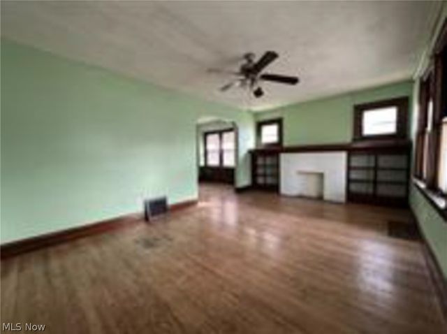 929 Jason Avenue, Akron, OH 44314