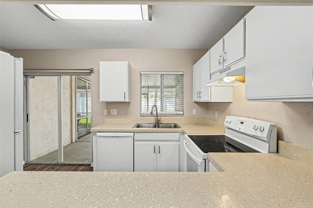 2125 FLUORSHIRE DRIVE, Brandon, FL 33511