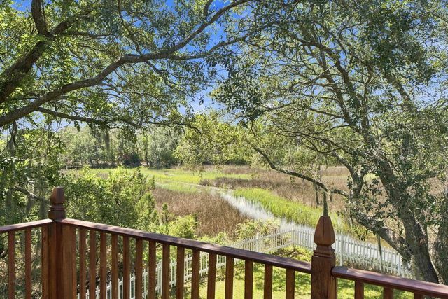 221 Marsh Oaks Drive, Charleston, SC 29407