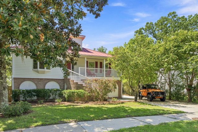 221 Marsh Oaks Drive, Charleston, SC 29407