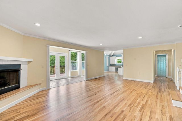 221 Marsh Oaks Drive, Charleston, SC 29407