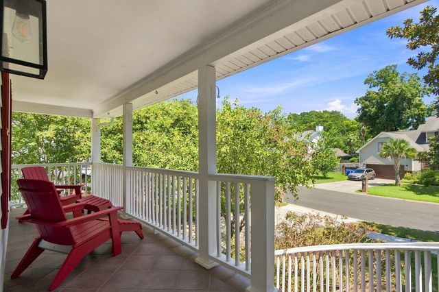 221 Marsh Oaks Drive, Charleston, SC 29407