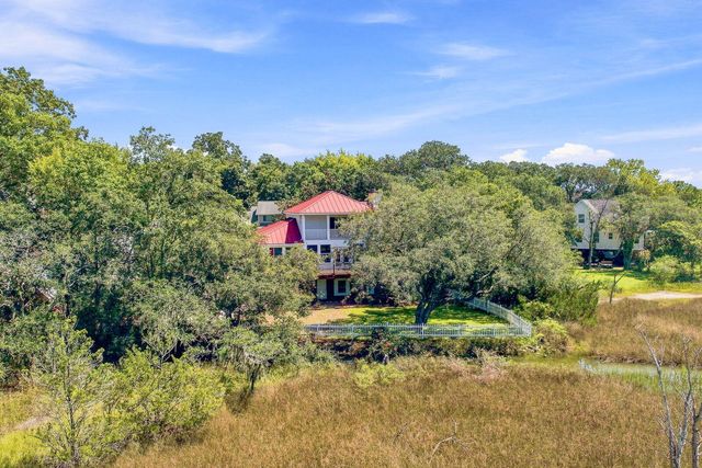 221 Marsh Oaks Drive, Charleston, SC 29407