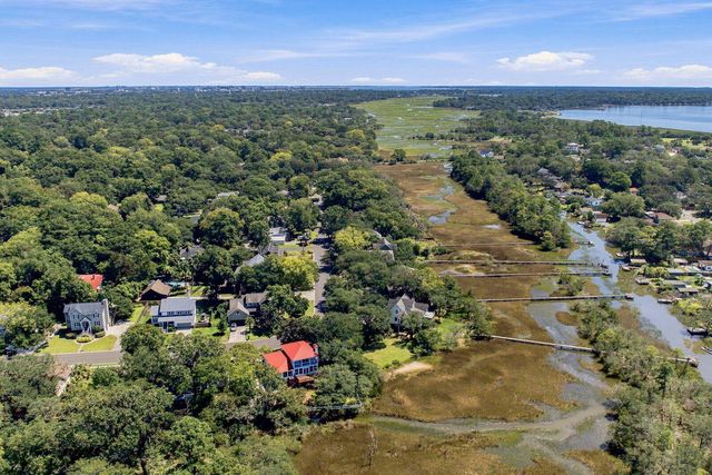221 Marsh Oaks Drive, Charleston, SC 29407