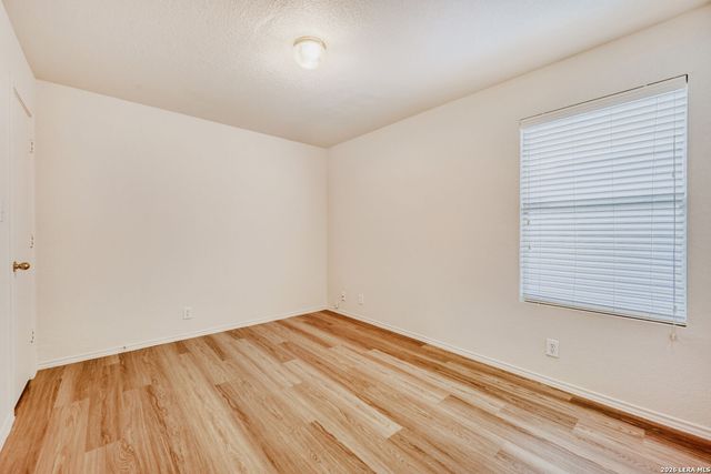 2606 Thunder Gulch, San Antonio, TX 78245