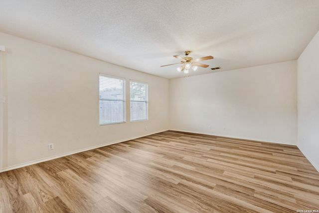 2606 Thunder Gulch, San Antonio, TX 78245