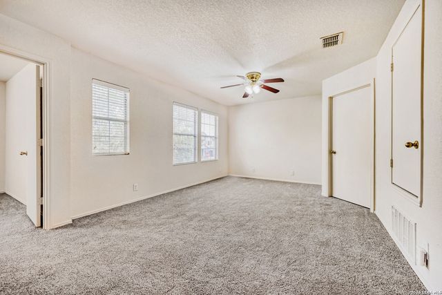 2606 Thunder Gulch, San Antonio, TX 78245