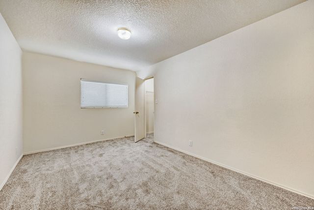 2606 Thunder Gulch, San Antonio, TX 78245