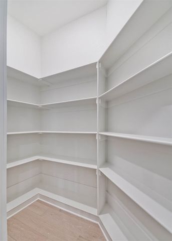 8 Kinross Drive, Bella Vista, AR 72715