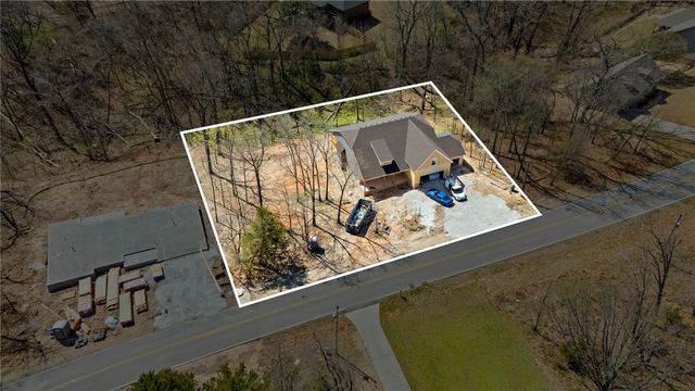 8 Kinross Drive, Bella Vista, AR 72715