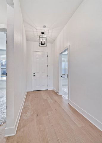 8 Kinross Drive, Bella Vista, AR 72715