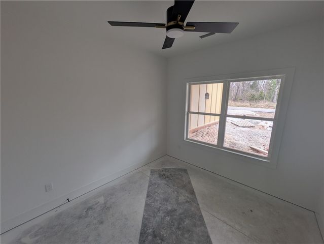 8 Kinross Drive, Bella Vista, AR 72715