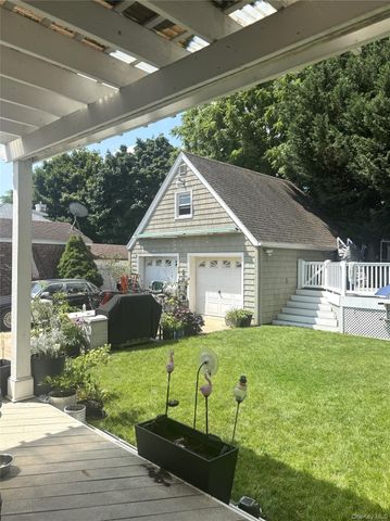 238 Laclede Avenue, Uniondale, NY 11553