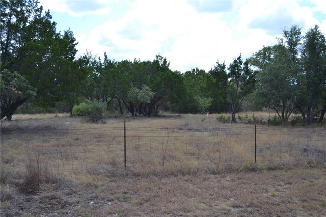 270 Gant RD, Dripping Springs, TX 78620