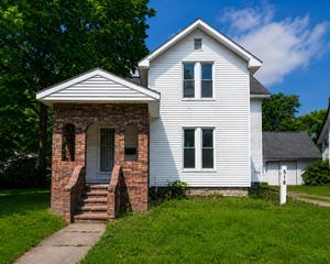 518 Walnut Street, Three Rivers City, MI 49093
