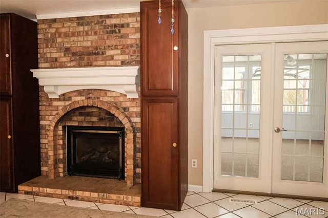 2111 Chatport Road, Oakville, MO 63129