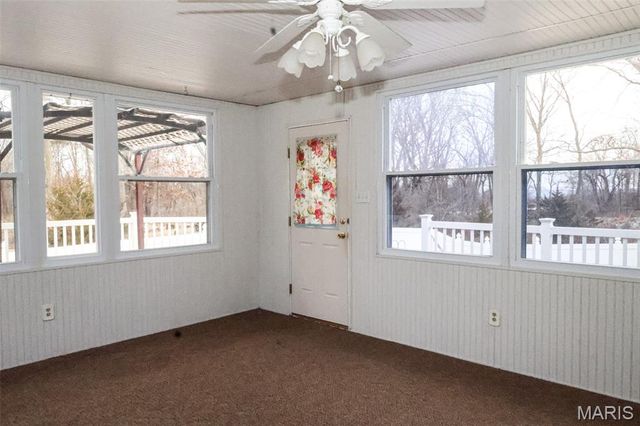 2111 Chatport Road, Oakville, MO 63129