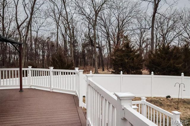 2111 Chatport Road, Oakville, MO 63129