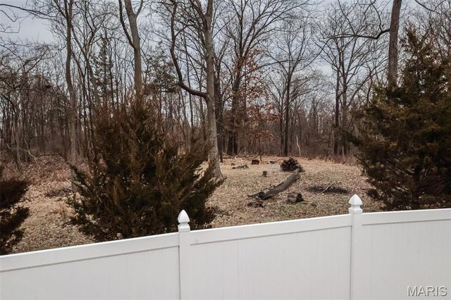 2111 Chatport Road, Oakville, MO 63129