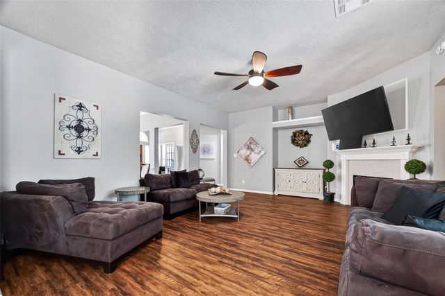 3115 Millbrook Drive, Pearland, TX 77584