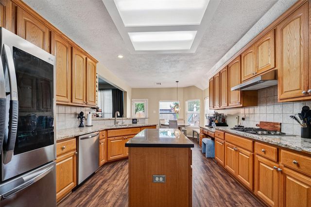 3115 Millbrook Drive, Pearland, TX 77584