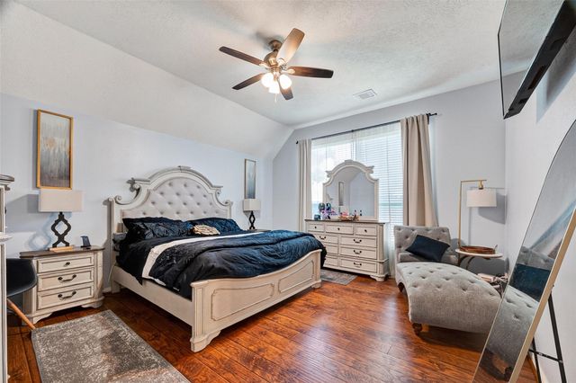 3115 Millbrook Drive, Pearland, TX 77584
