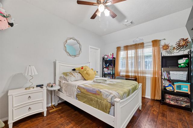 3115 Millbrook Drive, Pearland, TX 77584