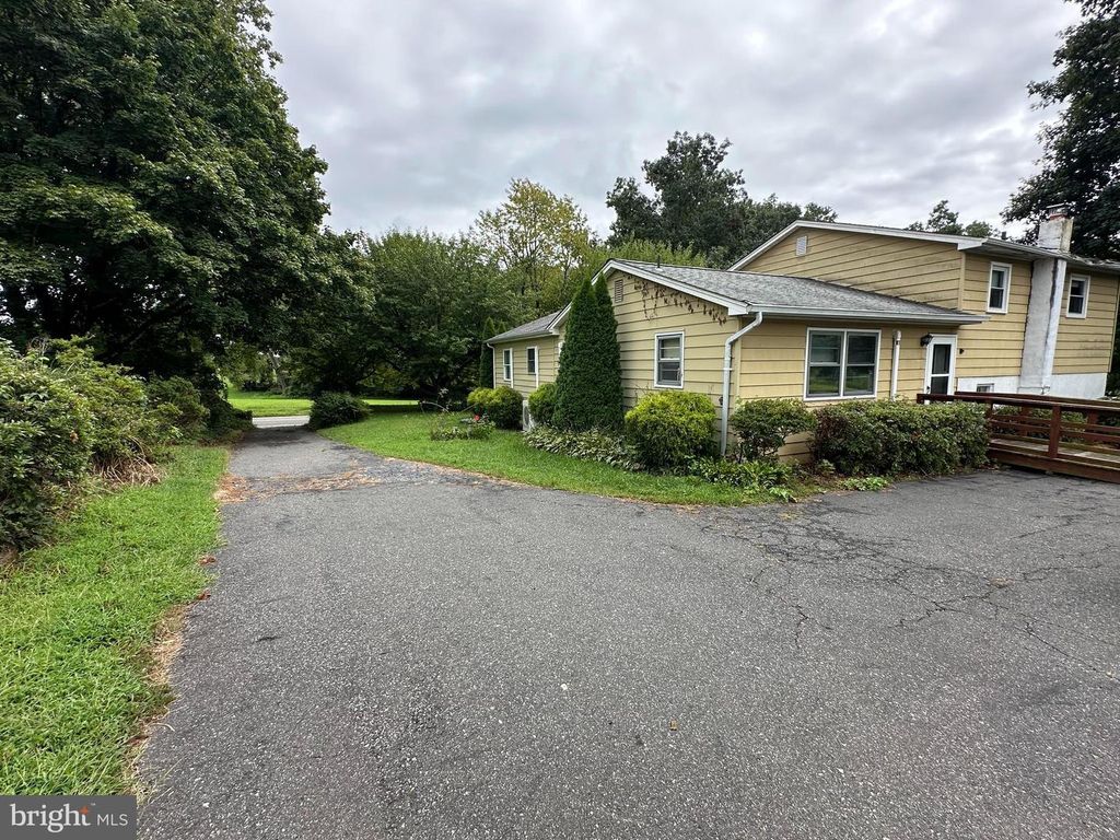 246 CENTER RD, ELMER, NJ 08318 — photo 2
