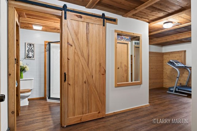 1895 W Lakewood Boulevard, Holland, MI 49424