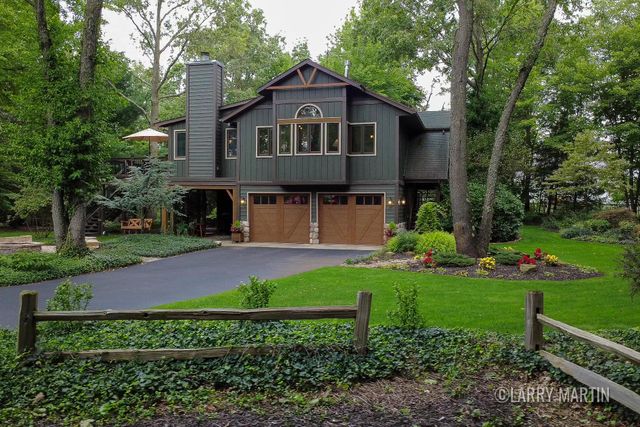 1895 W Lakewood Boulevard, Holland, MI 49424