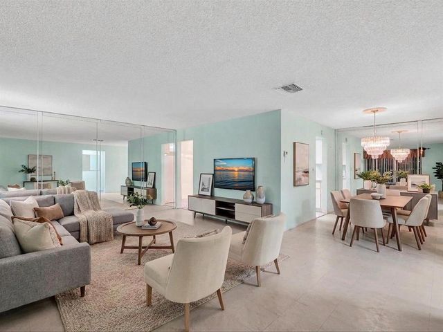 4514 NW 43rd Terrace, Tamarac, FL 33319