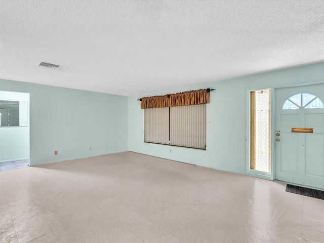 4514 NW 43rd Terrace, Tamarac, FL 33319