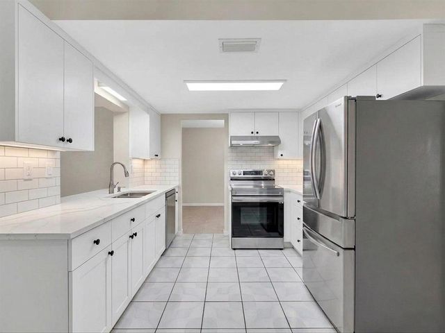 4514 NW 43rd Terrace, Tamarac, FL 33319