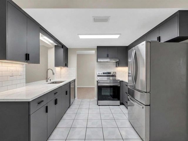 4514 NW 43rd Terrace, Tamarac, FL 33319