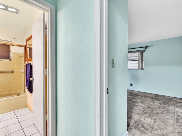 4514 NW 43rd Terrace, Tamarac, FL 33319
