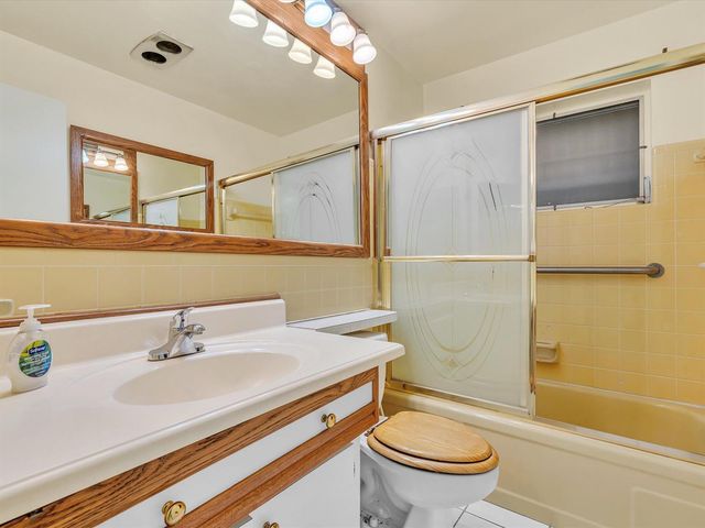 4514 NW 43rd Terrace, Tamarac, FL 33319