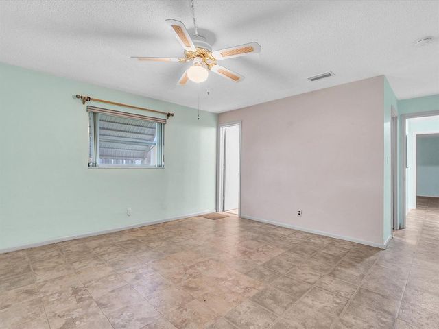 4514 NW 43rd Terrace, Tamarac, FL 33319