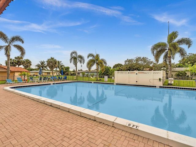 4514 NW 43rd Terrace, Tamarac, FL 33319